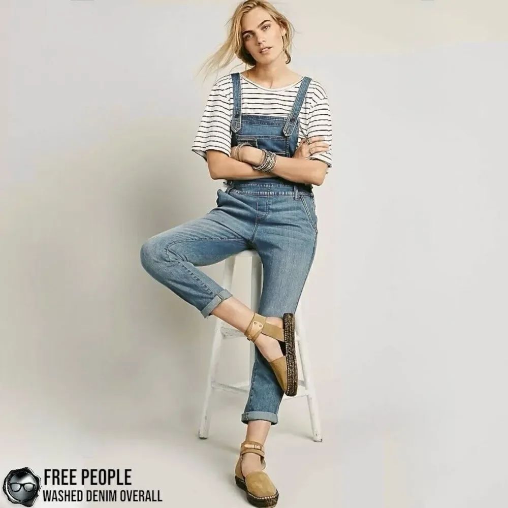FREE PEOPLE WASHED DENIM OVERALLS IN DISTRESSED INDIGO WOMEN’S SIZE 30 SKINNY